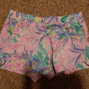 EUC Size Small Boardshorts
